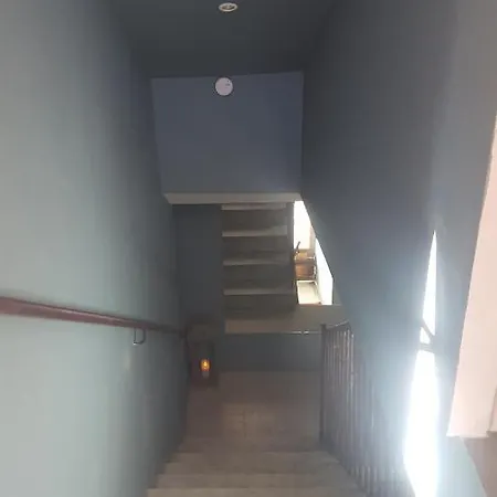 룸 위드 아 뷔 B&B 2*