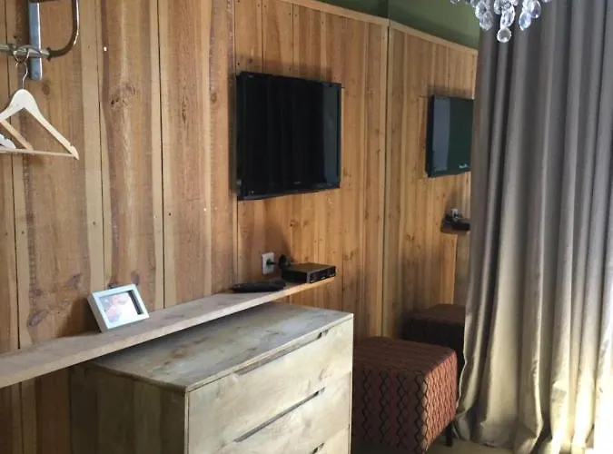With A Vue Bed and Breakfast